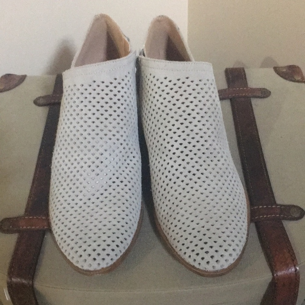 Lucky Brand Booties size9.5